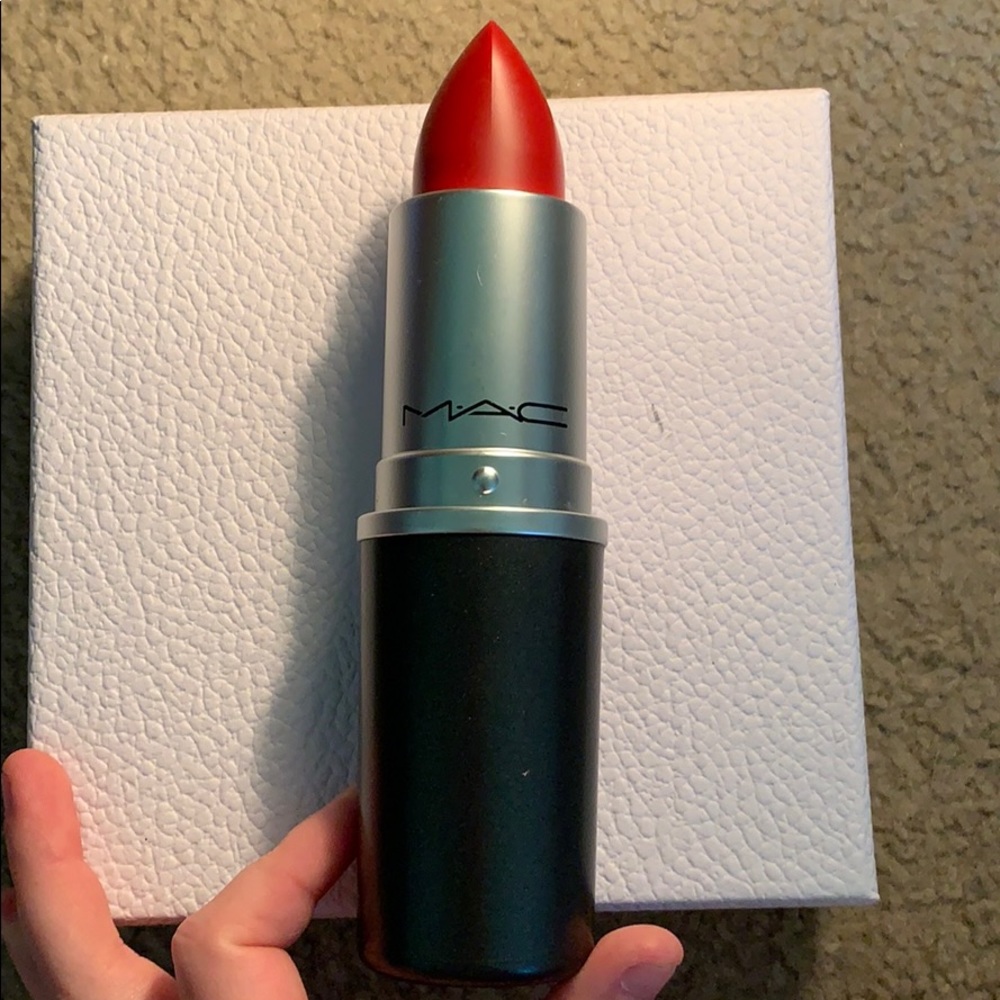 MAC lipstick holder